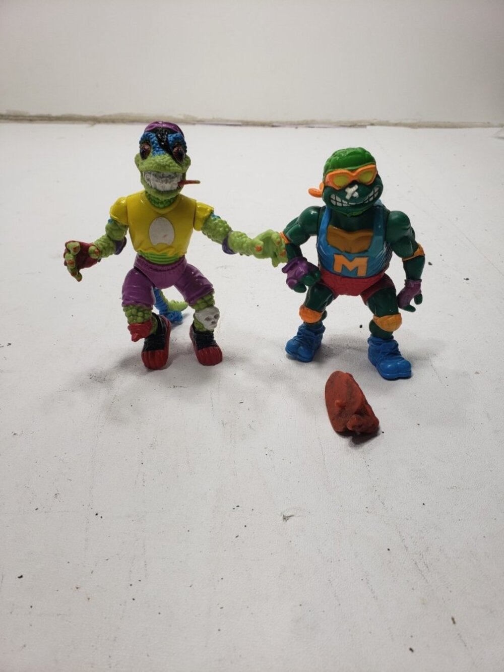 Vintage TMNT Action Figure Lot Michaelangelo Sewer Sports & Mutant Figure